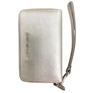 Michael Kors Wallet Women’s 1 Size Wristlet Style Saffiano Leather Zipper Silver
